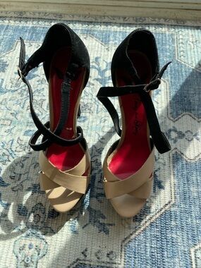 Penny Loves Kenny Two-Tone Black and Beige Ankle-Strap Heels with Red Insole